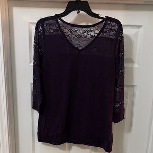 Vanity Lace-Trim V-Neck Top in Plum